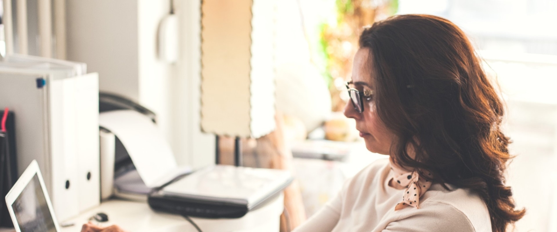 Does the ndis provider finder provide access to customer complaints about providers?
